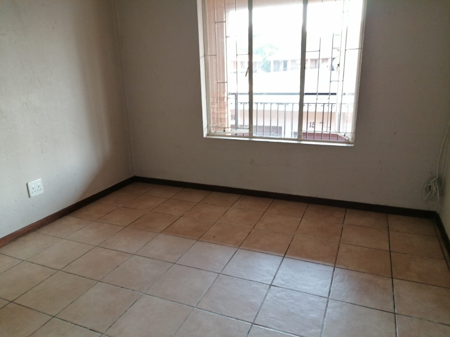2 Bedroom Property for Sale in Rustenburg Central North West